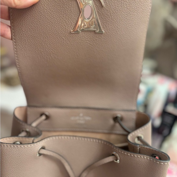 LOUIS VUITTON LockMe Backpack - Picture 3 of 16